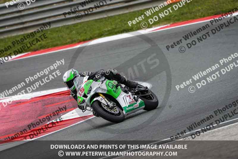 cadwell no limits trackday;cadwell park;cadwell park photographs;cadwell trackday photographs;enduro digital images;event digital images;eventdigitalimages;navarra;no limits trackdays;peter wileman photography;racing digital images;trackday digital images;trackday photos